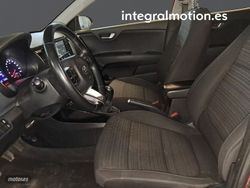 Kia Stonic 1.0 T-GDi 74kW (100CV) Drive - Miniatura 6