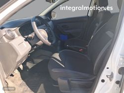 Dacia Duster Essential Blue dCi 85kW (115CV) 4X4 - Miniatura 6