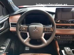 Mitsubishi Outlander PHEV First Edition 4WD - Miniatura 11