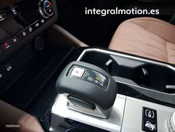Mitsubishi Outlander PHEV First Edition 4WD - Miniatura 18