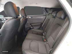 Kia Ceed 1.6 MHEV iMT 100kW (136CV) Drive - Miniatura 10