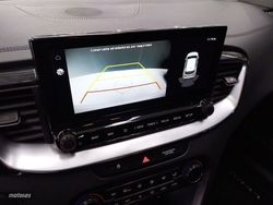 Kia Ceed 1.6 MHEV iMT 100kW (136CV) Drive - Miniatura 16