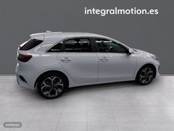 Kia Ceed 1.6 MHEV iMT 100kW (136CV) Drive - Miniatura 26