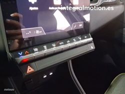 Mitsubishi Grandis 130T MHEV Kaiteki - Miniatura 17