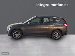 BMW X1 sDrive16d Business - Miniatura 24