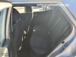 Kia Stonic 1.0 T-GDi 74kW (100CV) MHEV Drive DCT - Miniatura 10
