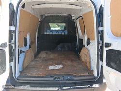 Renault Express Confort 1.5 Blue dCi 70 kW (95 cv) furgón derivado de turismo - Miniatura 6