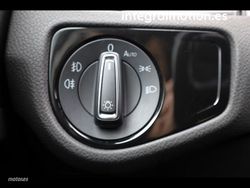 Volkswagen Golf Advance 2.0 TDI 110kW (150CV) - Miniatura 12