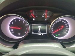 Opel Astra 1.2T SHT 96kW (130CV) GS Line ST - Miniatura 8