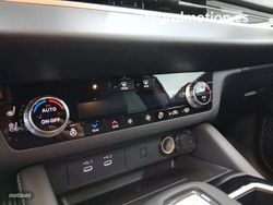 Mitsubishi Outlander PHEV Kaiteki+ 4WD - Miniatura 17