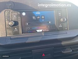 Volkswagen Caddy 2.0 TDI COMBI 102CV - Miniatura 10