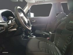 Jeep Renegade 4xe North Star 1.3 PHEV 240hp AT EAWD - Miniatura 6