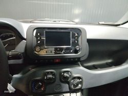 Fiat Panda 1.0 Hybrid 51kW (70cv) - Miniatura 16
