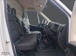 Fiat Ducato 35 L2H2 Mjet 2.3 103kW Easy Pro furgón 103kW 4P - Miniatura 9