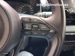 Toyota Yaris 1.5 120H Active Plus - Miniatura 13