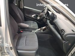 Toyota Yaris 1.5 120H Active Plus - Miniatura 9