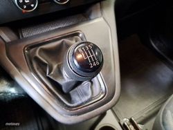 Renault Kangoo L1 1.5 Blue dCi 70kW (95CV) furgón derivado de turismo - Miniatura 11
