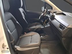 Renault Kangoo L1 1.5 Blue dCi 70kW (95CV) furgón derivado de turismo - Miniatura 9