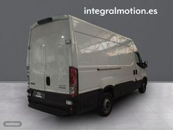 Iveco Daily 35s14 L3H2 2.2 136 CV - Miniatura 5