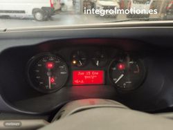 Iveco Daily 35s14 L3H2 2.2 136 CV - Miniatura 9