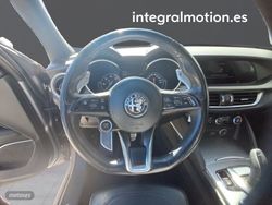 Alfa Romeo Stelvio 2.2 Diésel 154kW (210CV) Veloce Q4 - Miniatura 11