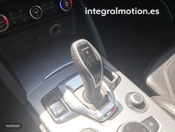 Alfa Romeo Stelvio 2.2 Diésel 154kW (210CV) Veloce Q4 - Miniatura 18