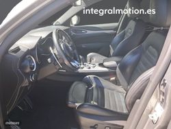 Alfa Romeo Stelvio 2.2 Diésel 154kW (210CV) Veloce Q4 - Miniatura 6