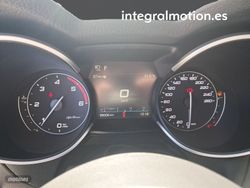 Alfa Romeo Stelvio 2.2 Diésel 154kW (210CV) Veloce Q4 - Miniatura 8