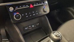 Hyundai Tucson 1.6 T Maxx - Miniatura 19