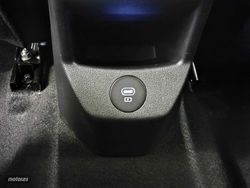 Hyundai i20 1.2 MPI N Line - Miniatura 24