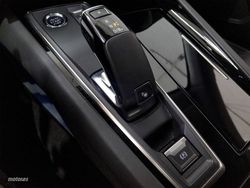 Peugeot 508 Hybrid 225 Allure Pack - Miniatura 13