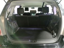 Toyota Corolla 2.2 D-4D - Miniatura 12