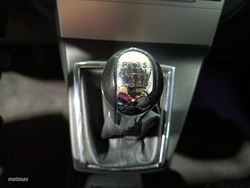 Toyota Corolla 2.2 D-4D - Miniatura 14
