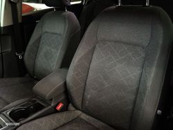 Volkswagen Golf Life eTSI - Miniatura 18