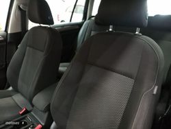 Volkswagen Golf Ready2Go - Miniatura 19