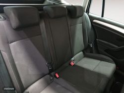 Volkswagen Golf Ready2Go - Miniatura 9
