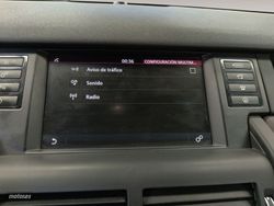 Land Rover Discovery 2.0L TD4 Pure 4x4 110 kW (150 CV) - Miniatura 20