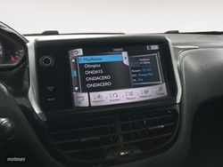 Peugeot 208 Active - Miniatura 16