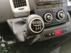 Peugeot Boxer 335 L3H3 BlueHDi 140 - Miniatura 13