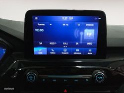 Ford Kuga ST-Line - Miniatura 15
