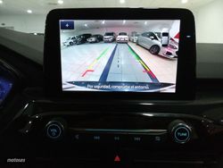 Ford Kuga ST-Line - Miniatura 18