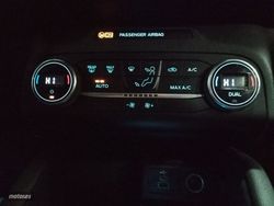 Ford Kuga ST-Line - Miniatura 19