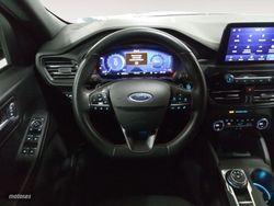 Ford Kuga ST-Line - Miniatura 7