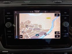 Volkswagen Touran Advance BMT - Miniatura 17