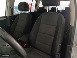 Volkswagen Touran Advance BMT - Miniatura 21