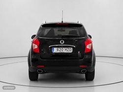 Ssangyong Korando D20T Limited 4x2 110 kW (149 CV) - Miniatura 4