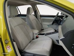 Volkswagen Golf Life eTSI - Miniatura 11