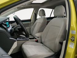 Volkswagen Golf Life eTSI - Miniatura 9