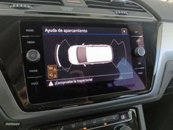 Volkswagen Touran Advance BMT - Miniatura 18