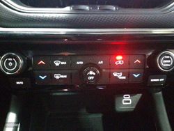 Jeep Compass 1.3 Plug-In Hybrid Trailhawk 4WD - Miniatura 19
